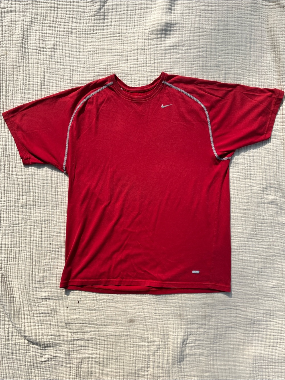 Nike Pro Dry fit Athletic Tee Large Red